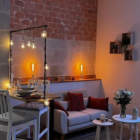 Entre Nous Le Joachim *